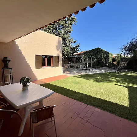 Paradise House Pool Garden Villa Lagos